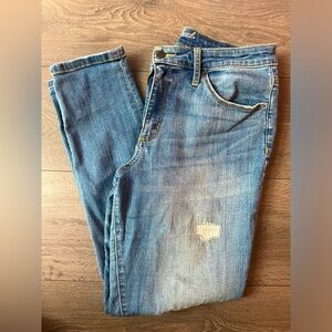 Women’s Universal Thread Distressed Jeans - Size 10/30R